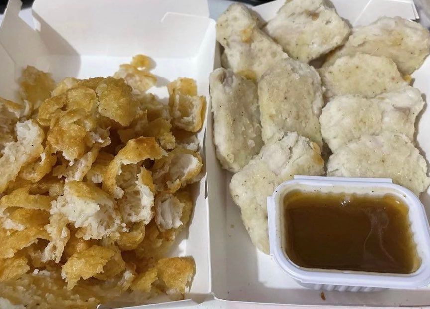 soy el único que pela los nuggets antes de comérselos?