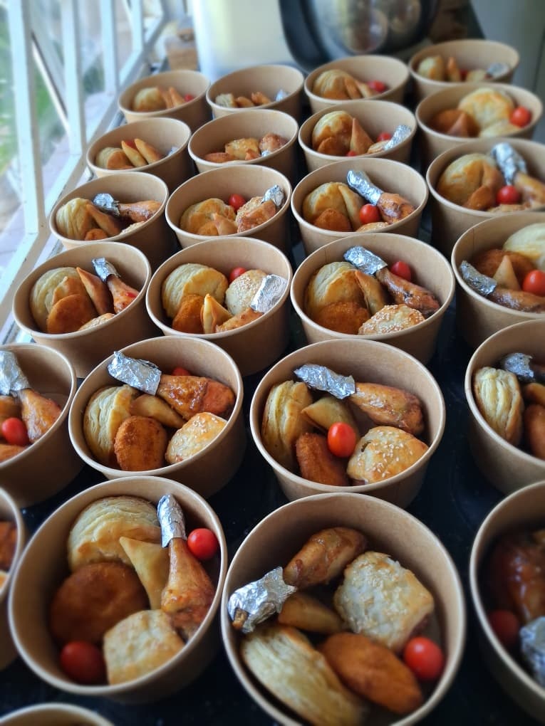 _MakdShelby's tweet photo. Warning: Highly addictive snacks ahead!

Small bites, big happiness.  +26377973451 🥹🔥 https://t.co/saydhFo6KC