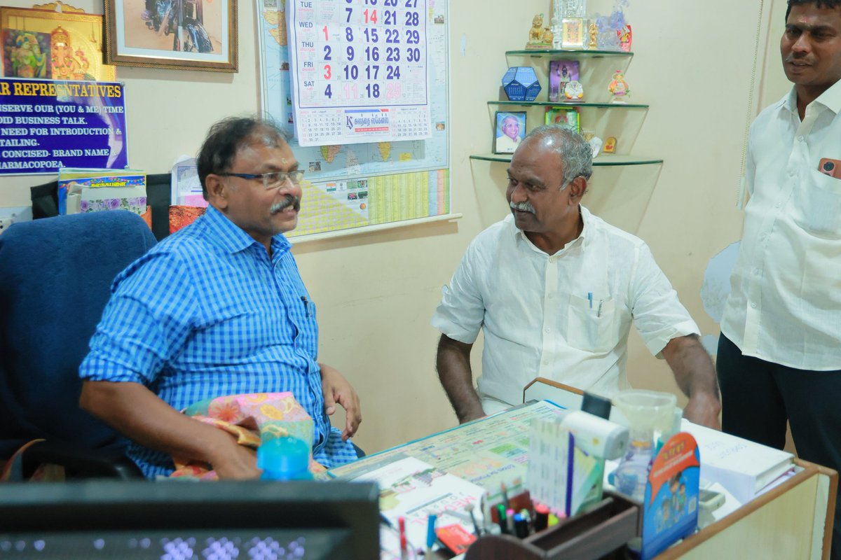 bjp4radhapuram's tweet photo. ராதாபுரம் சட்டமன்ற தொகுதி பாஜக வேட்பாளர் பண்ணை பாலகிருஷ்ணன் அவர்கள், வள்ளியூரில் அமைந்துள்ள ஈஸ்வரி நர்சிங் ஹோமில் டாக்டர் எஸ். முத்துகிருஷ்ணன் அவர்களை சந்தித்து ஆதரவு பெற்றார்

#bjp #bjpradhapuram #radhapurambjp #bjp4radhapuram #tnelection2026 #pannaibalakrishnan #bjpitwing https://t.co/Zn8HqKddW9