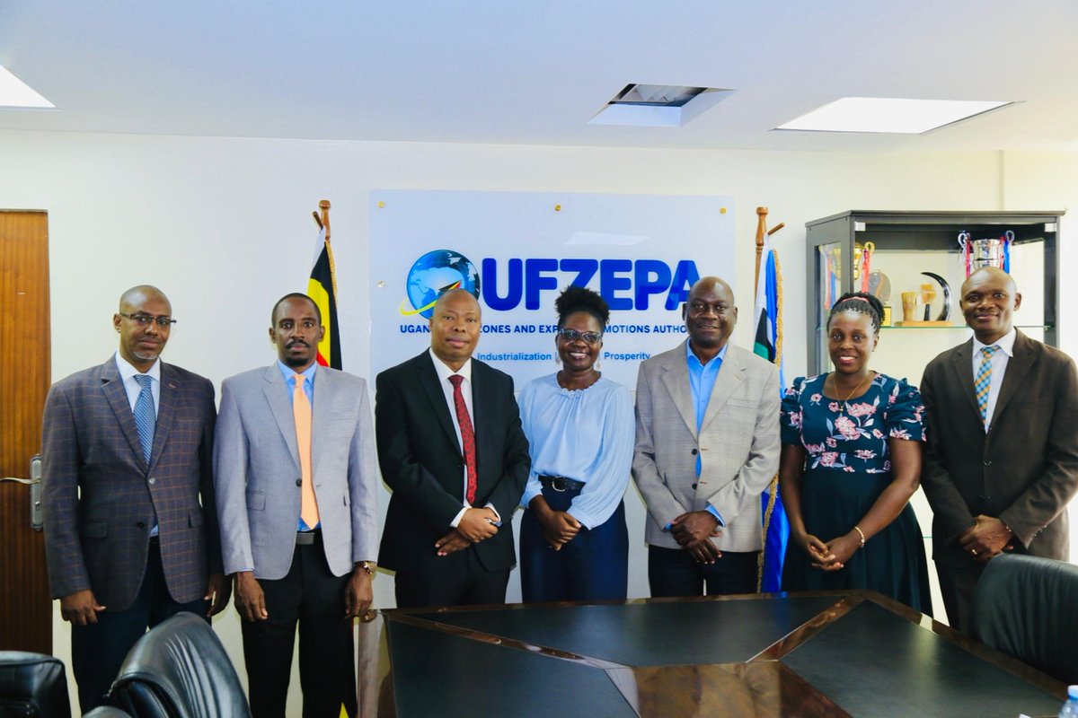 chesnaBlessing's tweet image. The @ufzepa held a productive meeting with Hortifresh Uganda, the apex body for fruits and vegetables, to strengthen Uganda’s export value chain. Partnerships like these are key to unlocking growth, value addition, and global market access for our produce. #FreeZonesandExportsUg