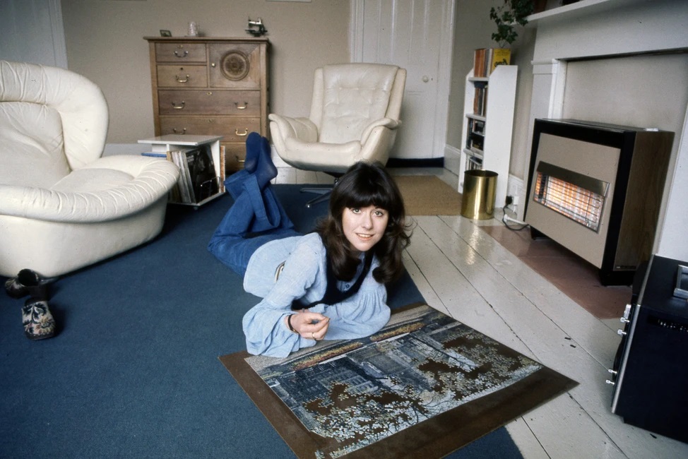 DoctorWhoPix's tweet image. Elisabeth Sladen, 1976

Photographs: Gordon Moore

#DoctorWho #DrWho #RadioTimes