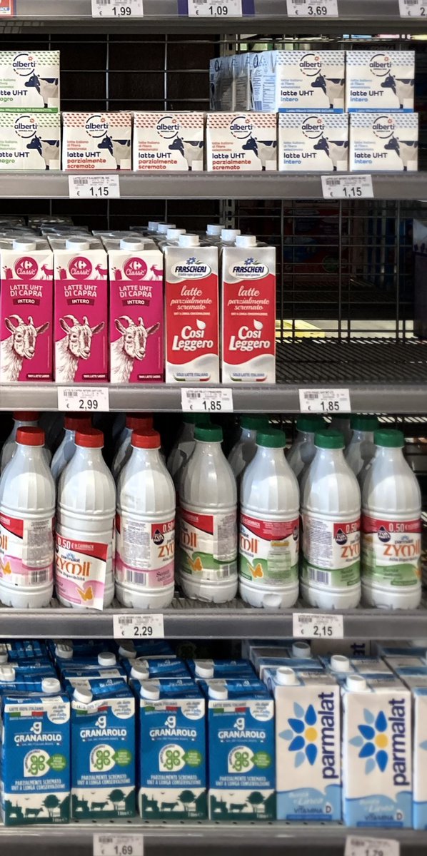 whatsontheshel1's tweet image. 🐄🐐🌱
Cow's, goat's and vegetable milk on the shelves

stock.adobe.com/contributor/21…

#Cowsmilk #goatsmilk #vegetable #milk #shelves 
#stockadobe #adobe #editorialphoto #supermarket #grocerystore