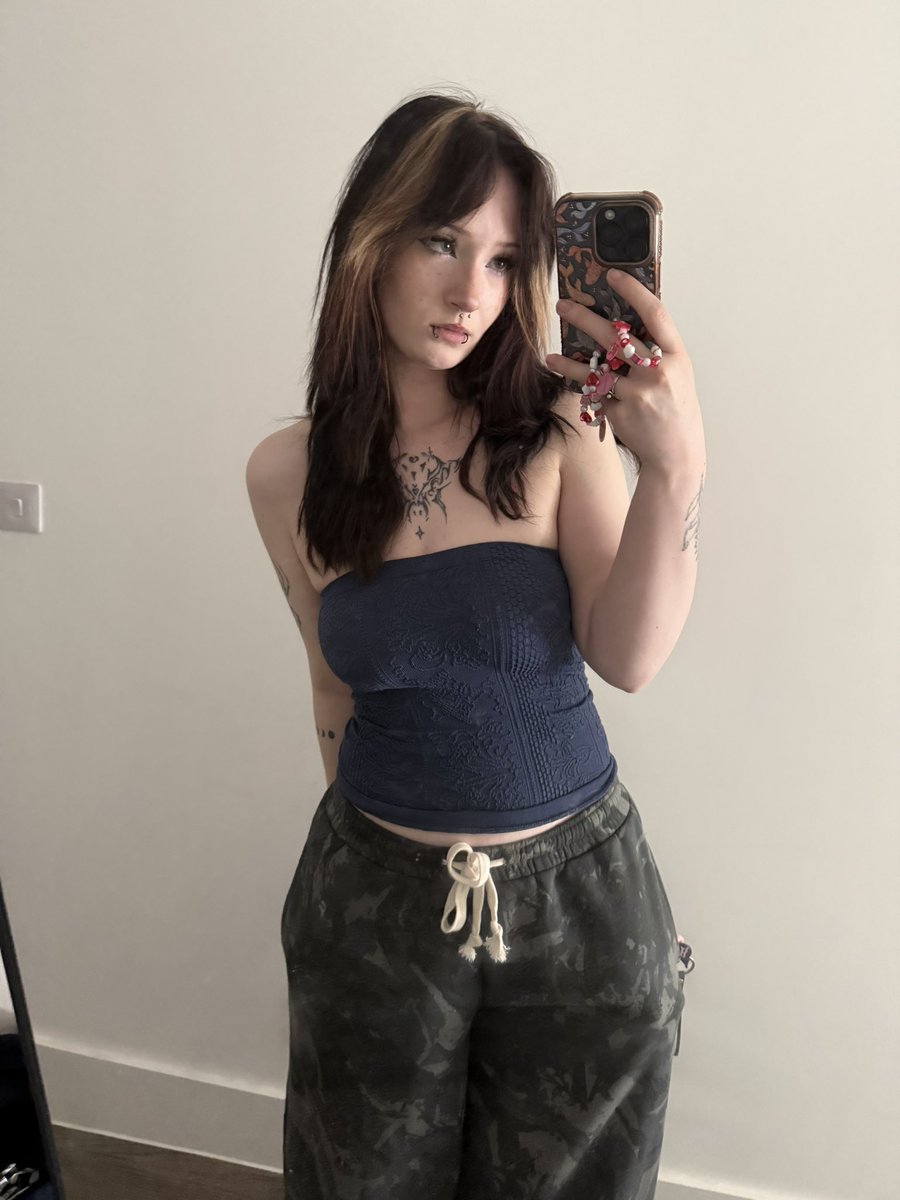 KiakuromiVT 🦊🦂 tweet media