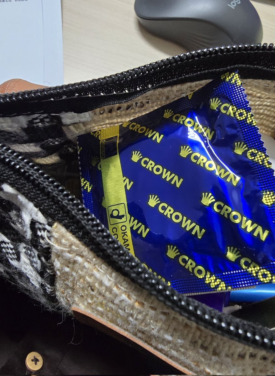 cleocloui tweet media