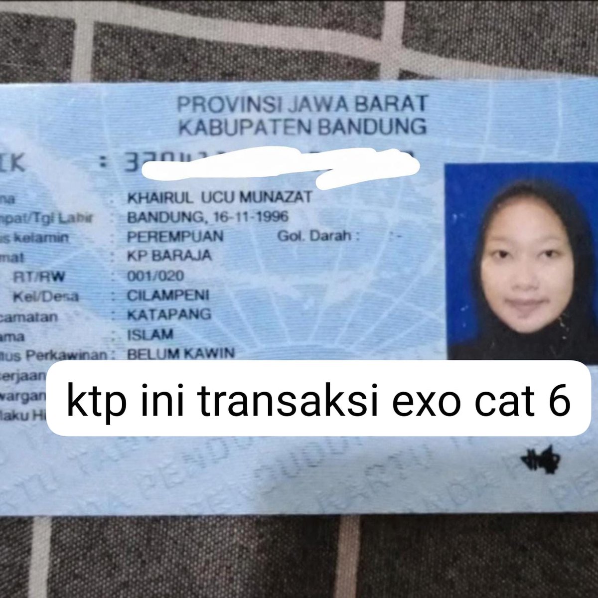 Hwangmini2's tweet photo. Sumpah aku kena tipu sama ini orang, awal dia ngajak bareng dapet cat 6, udah ku tf buat dp sampe mau ku cariin hotel buat sekamar berdua tiba² pas mau bikin hak kuasa dia bilang ga bisa dan malah minta tf full buat kasih barcode lewat aplikasi https://t.co/oOLW8taphz