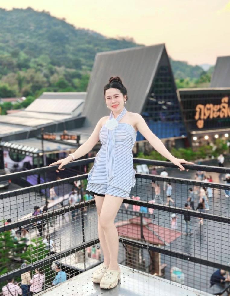 ครูเตย ผู้หญิงขับเรือ tweet media