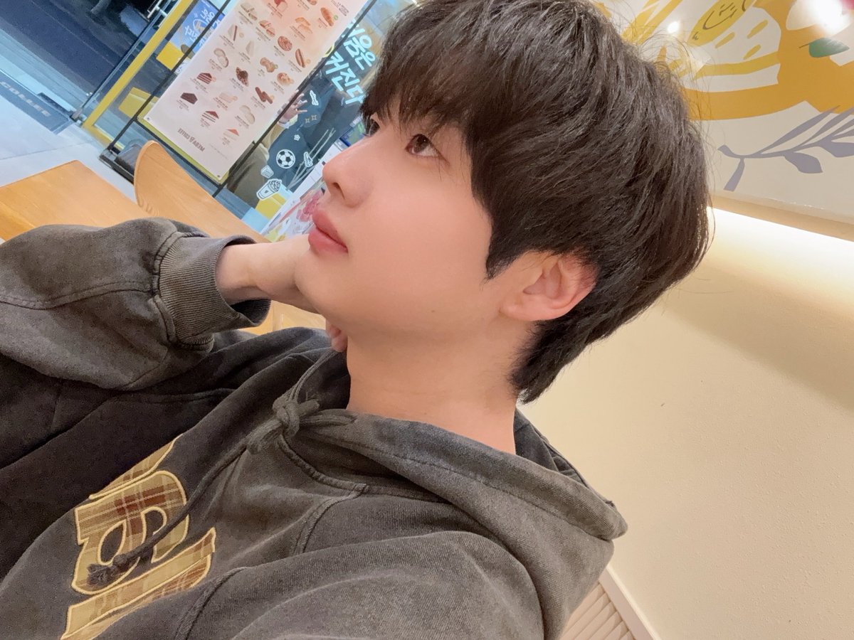 바람개비 tweet media