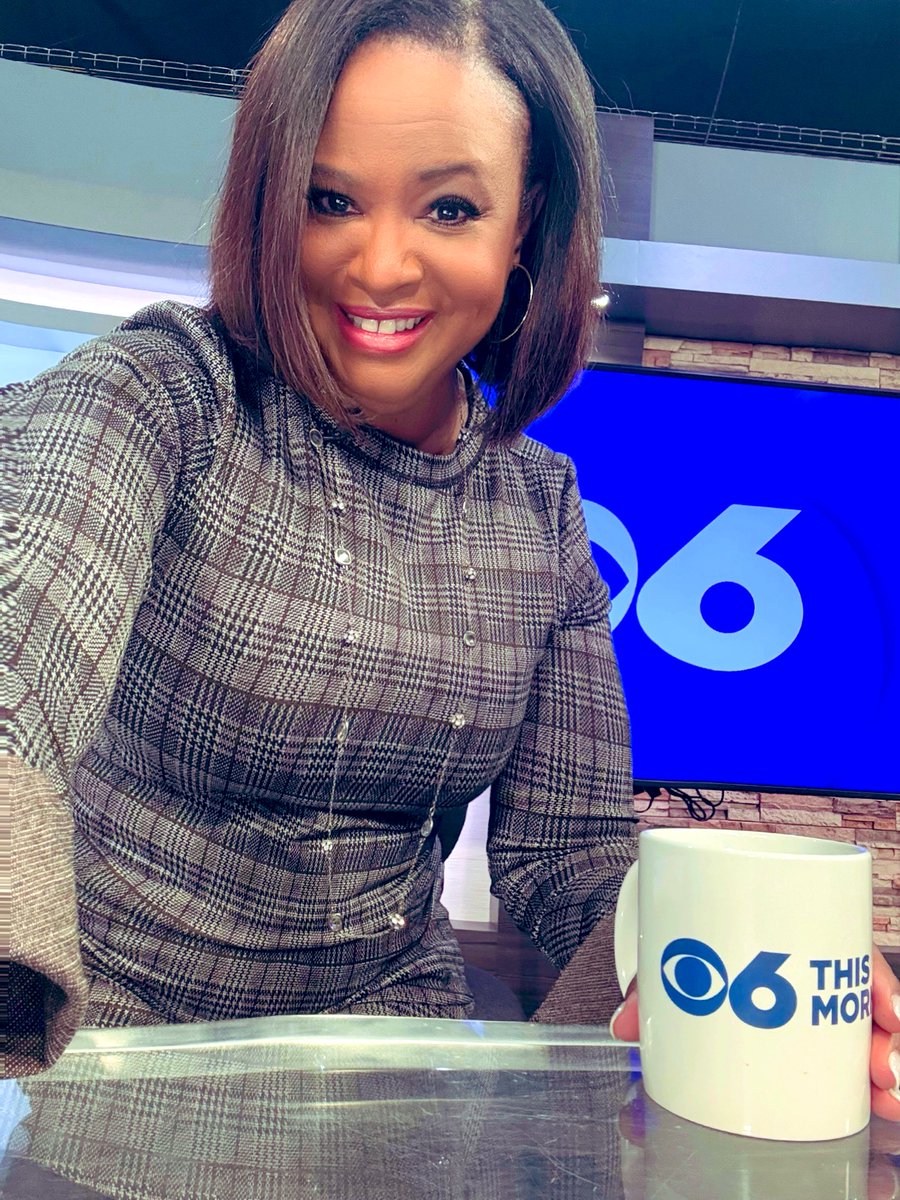 RebaCBS6's tweet image. Don’t let life’s stuff get you stuck.
Move &amp;amp; Improve ❤️
#LetsGo #WednesdaysWisdom
#GoodMorning