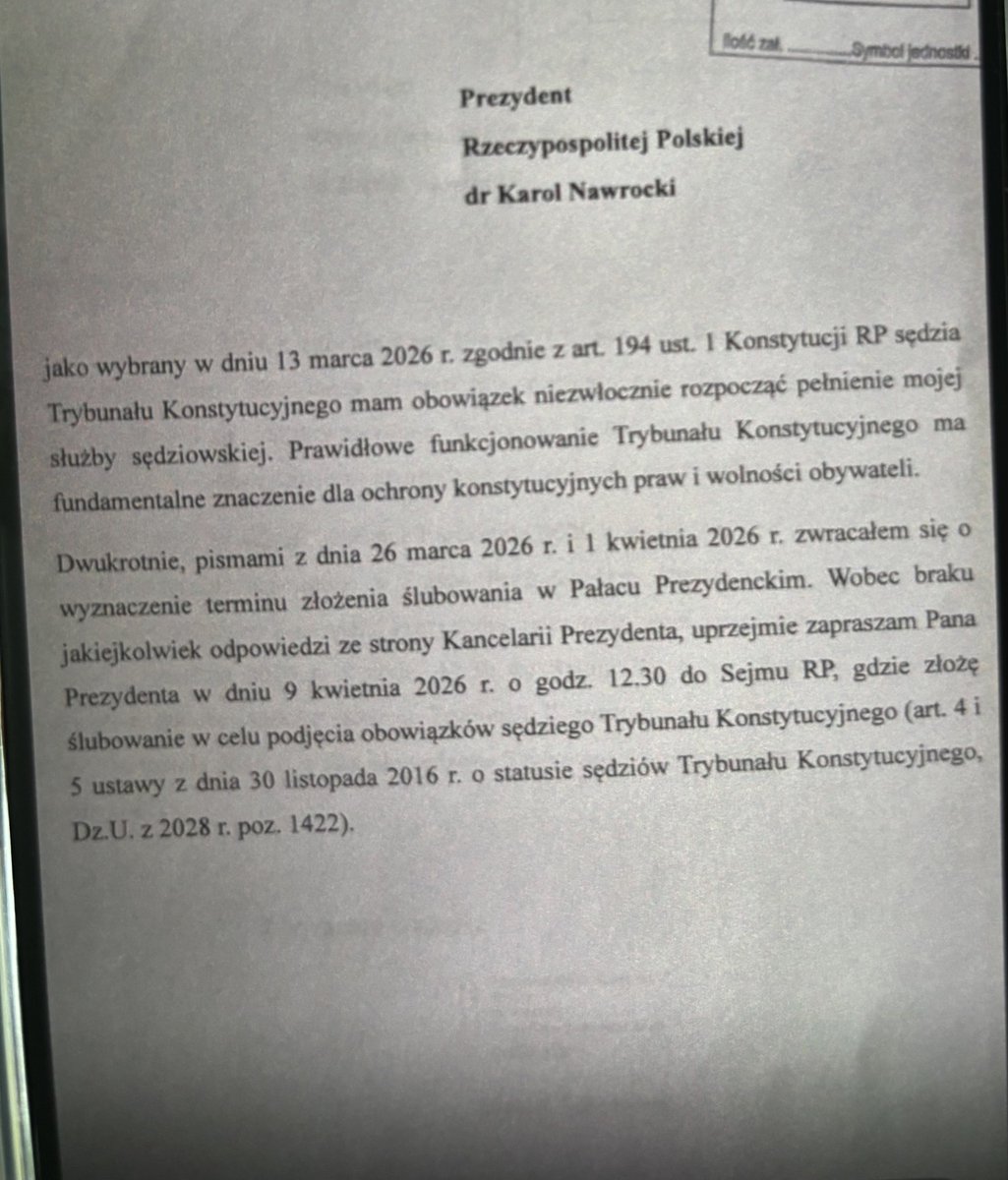 maciej knapik tweet media
