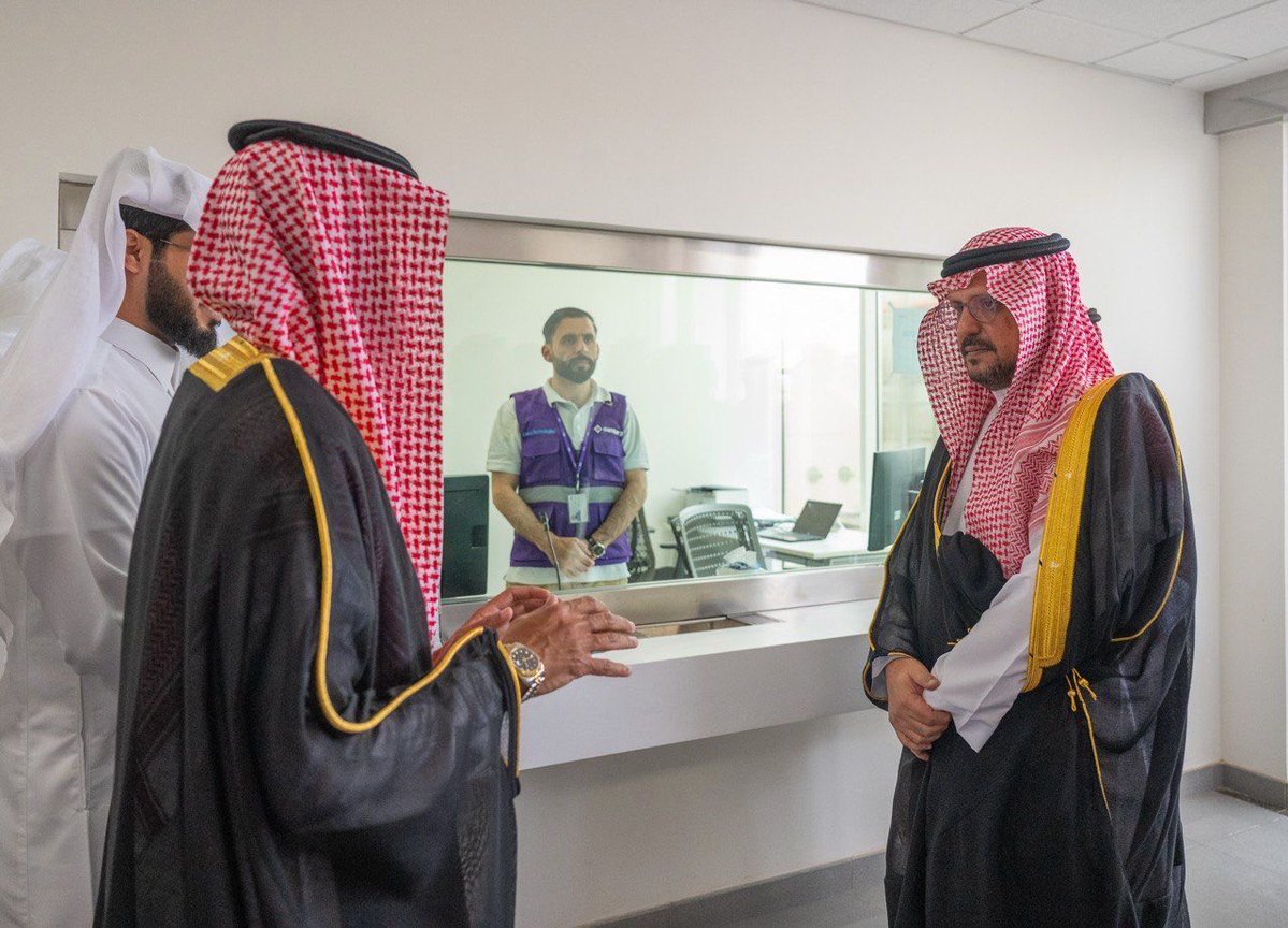 نائب أمير القصيم يثمن دور stc في تطوير الاقتصاد الرقمي خلال زيارته لمركز البيانات