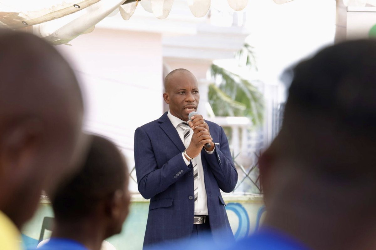 masadabidjan's tweet photo. Retour en images sur l’intégration et la formation de près de 300 bénévoles du MASA 2026 à la Maison du MASA.
Une journée forte en partage, apprentissage et engagement, en collaboration avec l’Office du Service Civique National, au service de la culture africaine ! https://t.co/LTqpa7uBZk