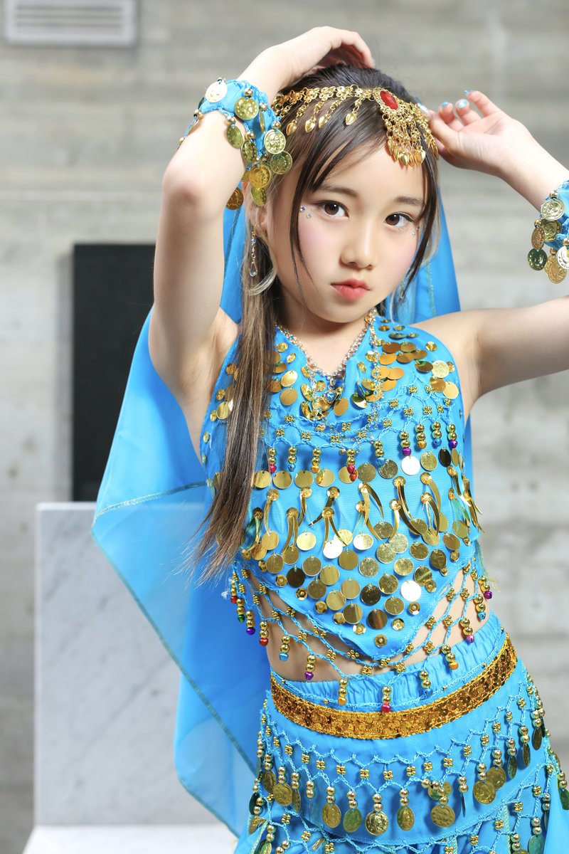 onakasuita_ktn's tweet photo. Alice girl'sＦ4
akariちゃん🩵
アイゲキWEST 物販秒撮
@akar_imodel_mmr
　
#akari #あかりん #Alicegirlsf4 https://t.co/Vl6OdFqkTg