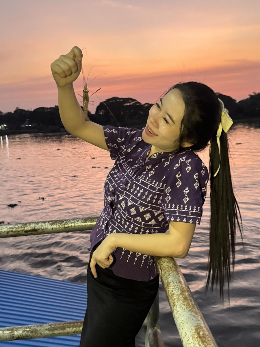 ครูเตย ผู้หญิงขับเรือ tweet media