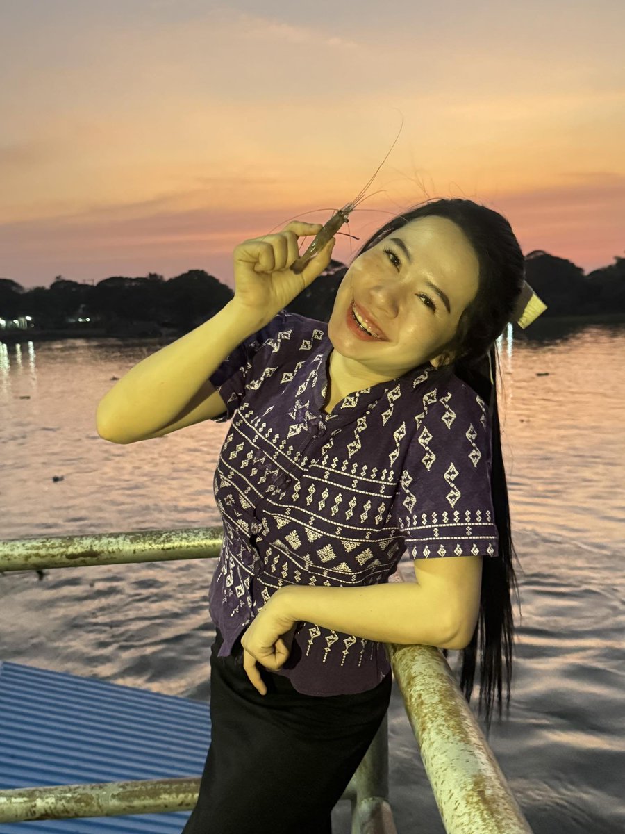 ครูเตย ผู้หญิงขับเรือ tweet media