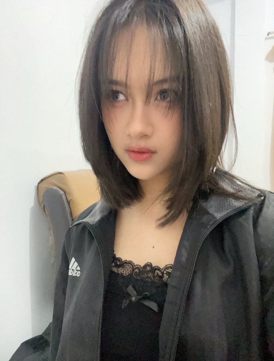 Nina Tutachia tweet media