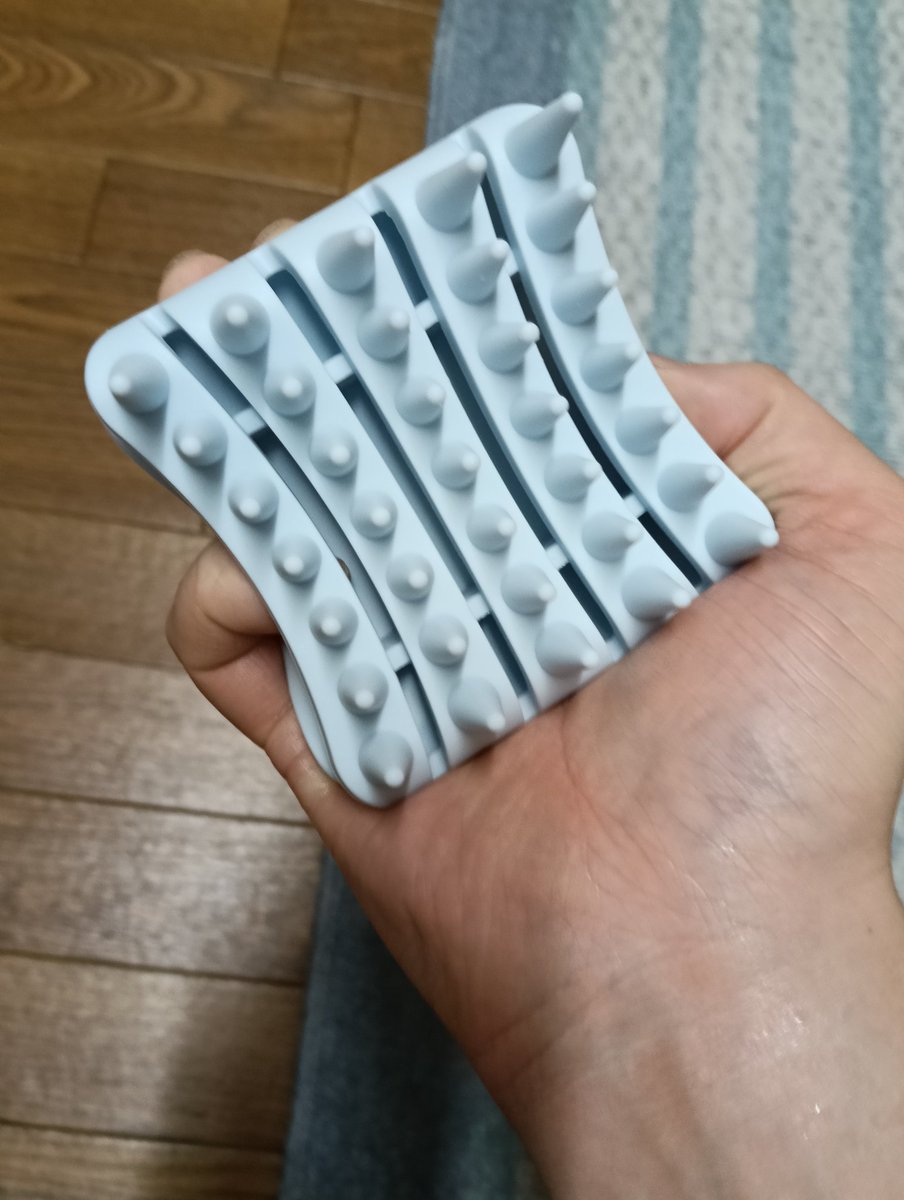 のりお tweet media