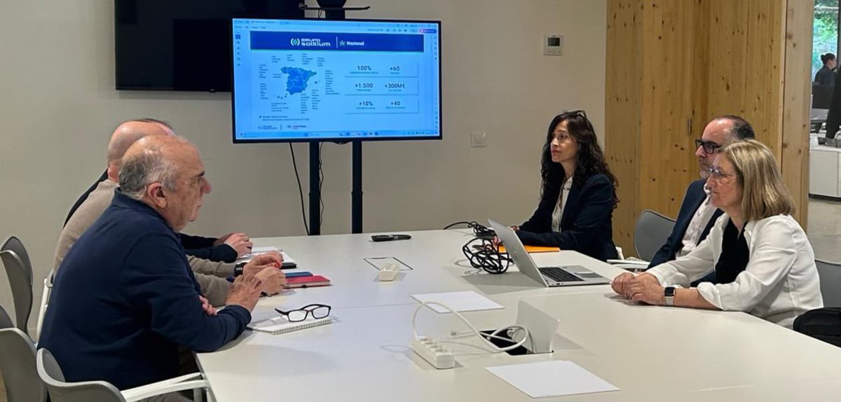 <a href="/InnovacioPalma/">Innovació</a> mantiene una reunión de trabajo con el <a href="/gruposolitium/">Grupo Solitium</a> , compartiendo ideas, retos y nuevas oportunidades para seguir impulsando la innovación y la transformación digital. Seguimos sumando alianzas estratégicas que generan valor y futuro