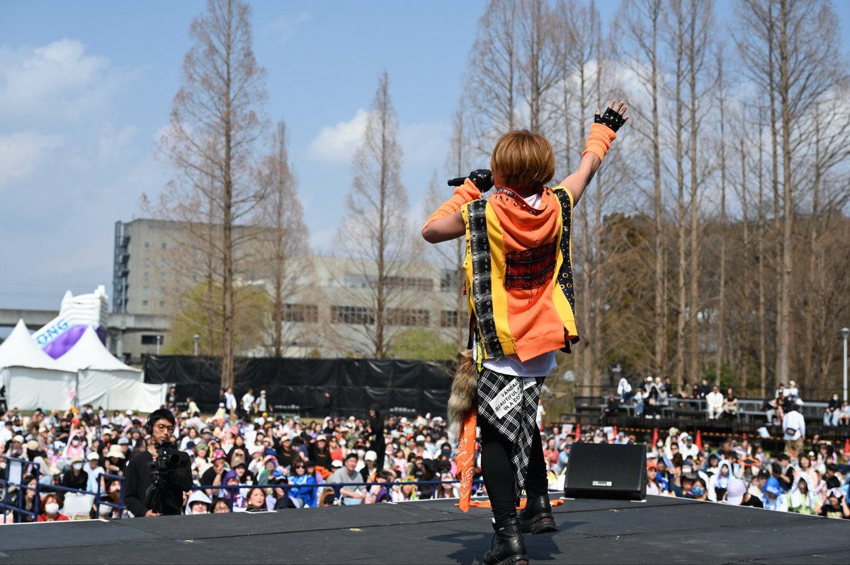 thfes_official's tweet photo. 安達勇人☀️

いばらき大使として、想いを感じるステージ⸜❤️‍🔥⸝
笑顔が生まれる、あたたかさに包まれたひとときとなりました🌿

#安達勇人
#THFes
#つくば市
#いばらき大使
#研究学園駅前公園 https://t.co/OBLs3VBLQt