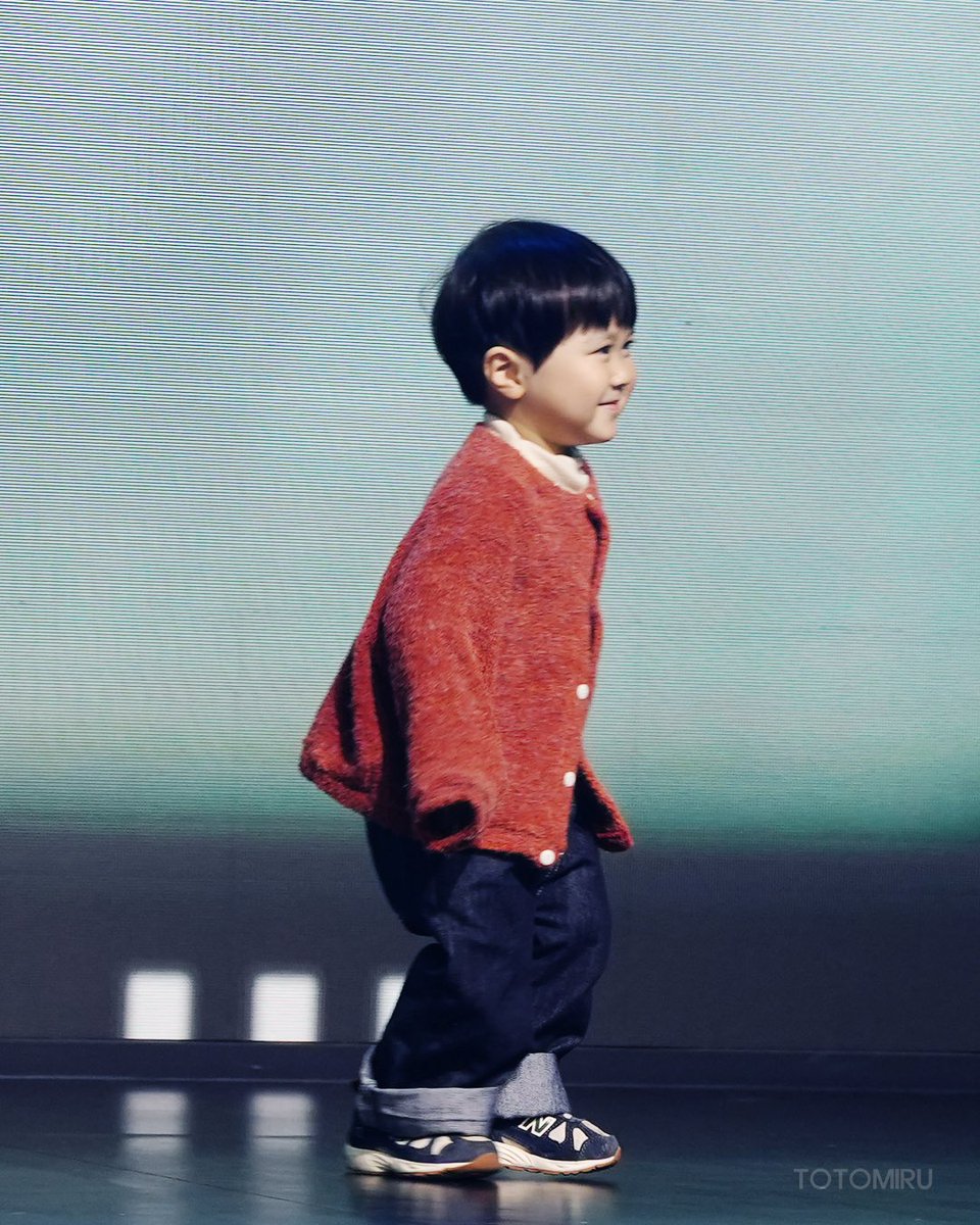 totomiru09's tweet image. 💚2026 배인혁 팬미팅 서울💚
유호랑 메렁😛 인혁삼촌 ㅋㅋㅋㅋㅋㅋㅋ
#배인혁 #BaeInHyuk #배인혁팬미팅
#OurUniverse