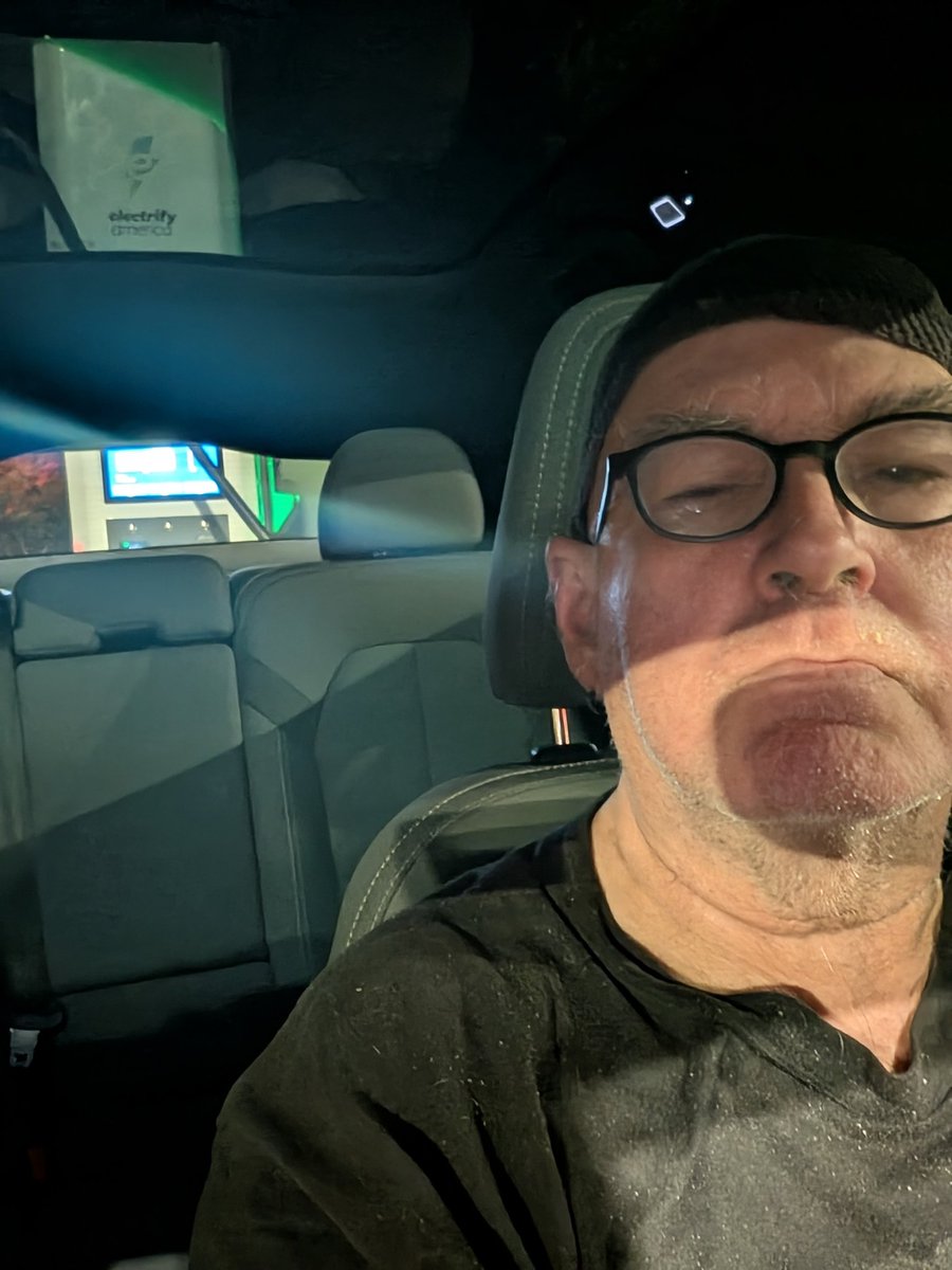 Phillip Burton tweet media