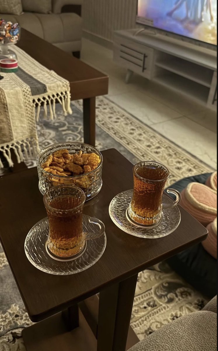 aaabbb656544's tweet photo. أصحاب هالوقت تشربون شاهي ولا قهوة ؟ https://t.co/uQbbb6Pn7b