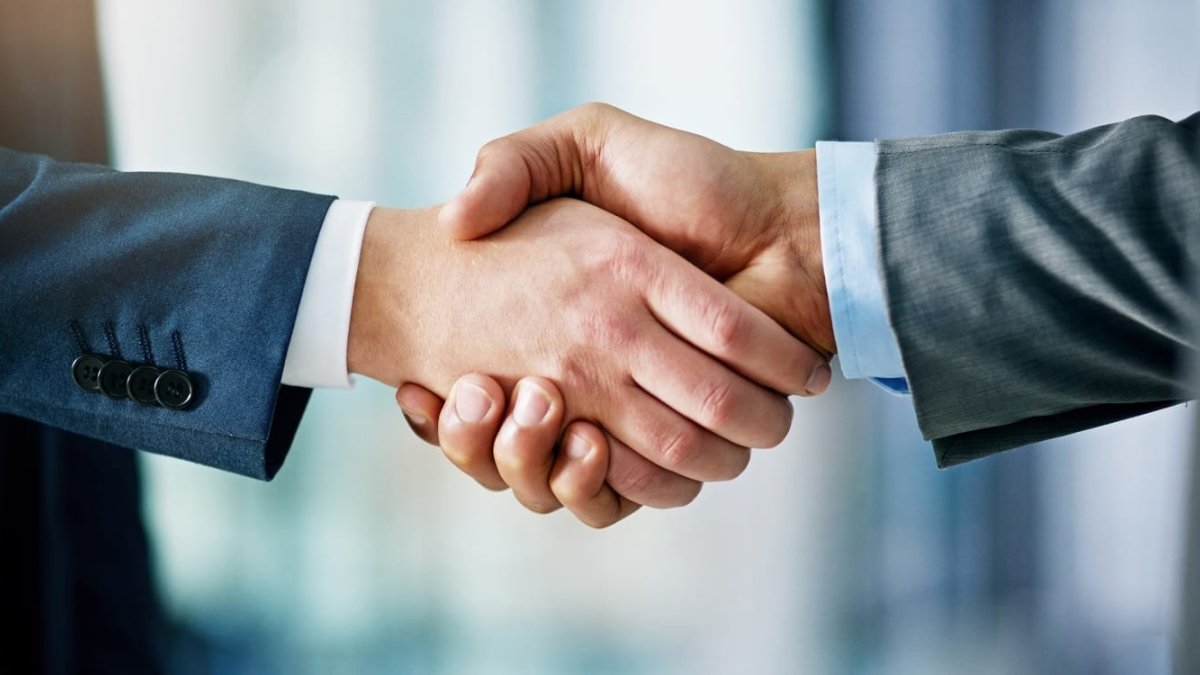 Grihik126837's tweet image. Square Yards Ties Up with RBI Innovation Hub to Offer Property Data Services via ULI

Read the full news here👇🏻
news.grihik.com/real-estate-ne…

#SquareYards #RBI #ULI #RealEstate #FinTech #grihik