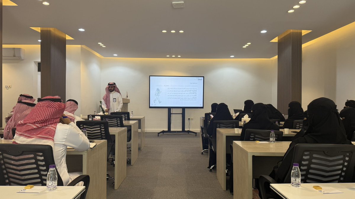 nama_training's tweet photo. التميز الوظيفي هو طريقنا نحو تحقيق الإنجاز، ومن خلال تطوير مهاراتنا نرتقي بأدائنا ونصنع أثرًا مستدامًا في بيئة العمل.
#التطوير_الوظيفي https://t.co/6sfuuKJAiO
