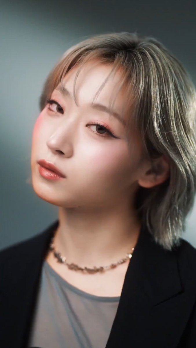 らすく tweet media