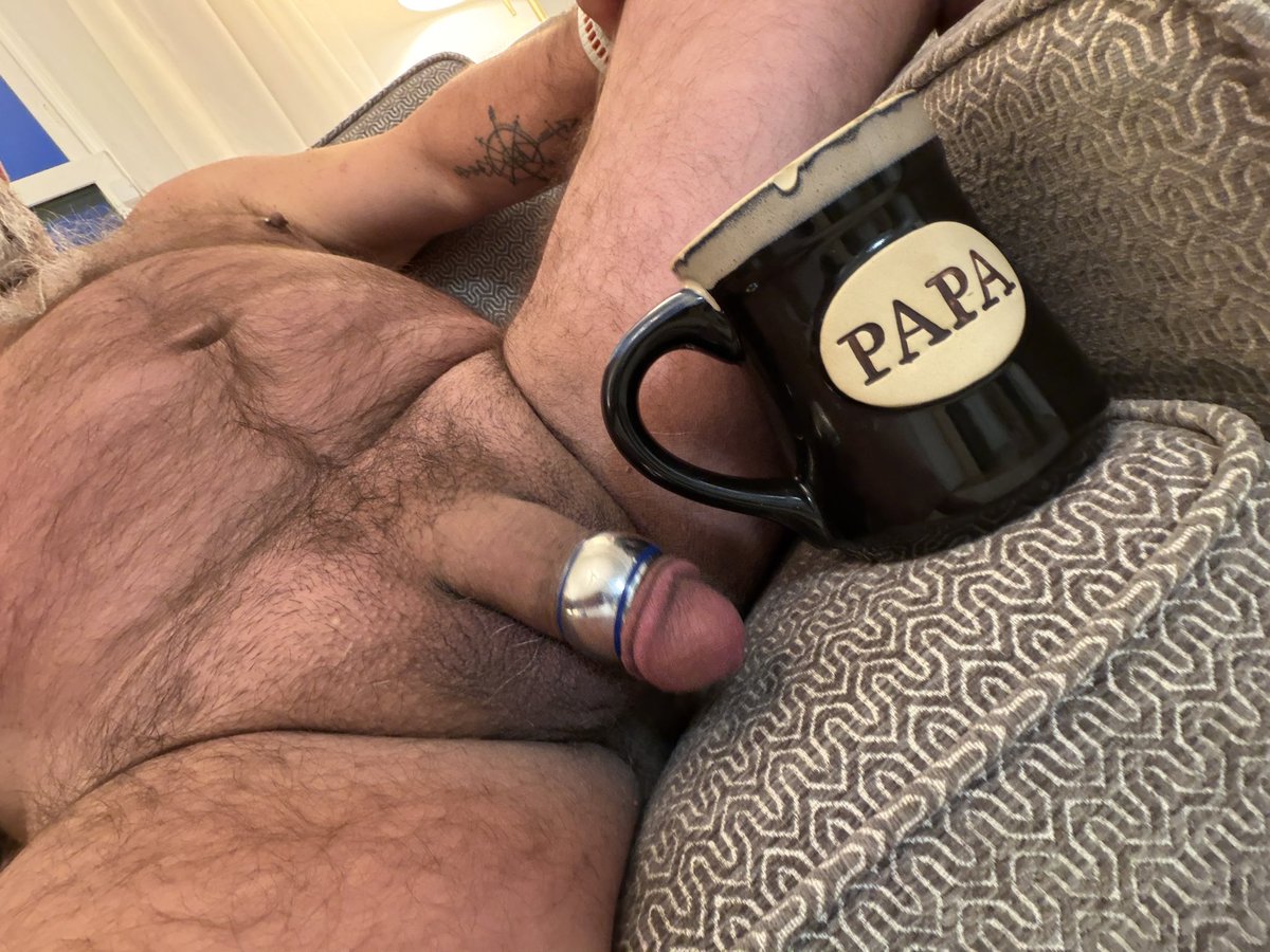 PapaDwolf's tweet photo. Breakfast sausage is ready. #gaycock #cockring #gaydaddy #thickcock #balls https://t.co/f7rNnJ4H4n