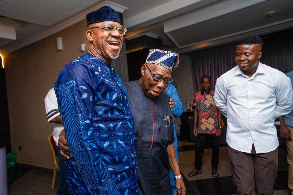 Man of Letters. tweet media