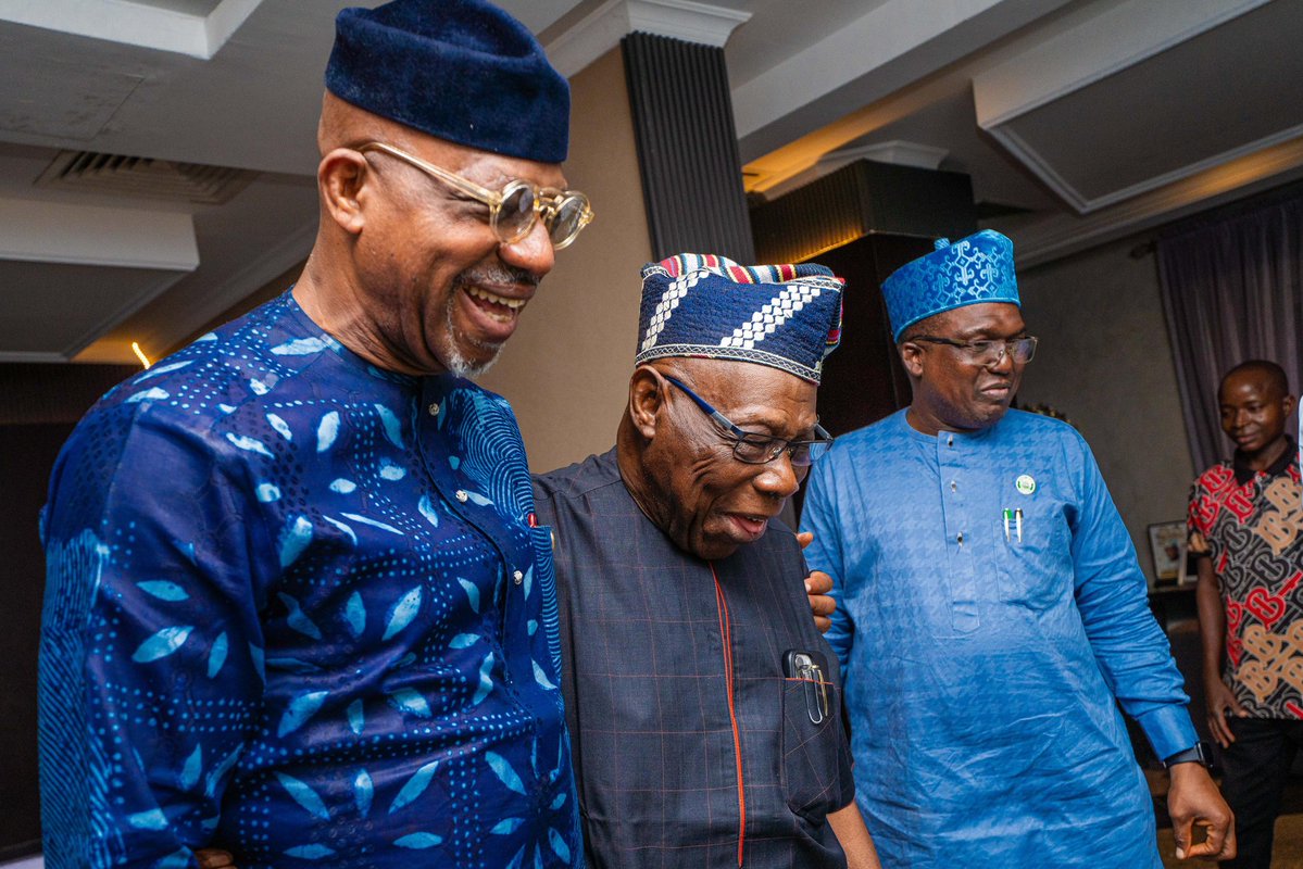 Man of Letters. tweet media