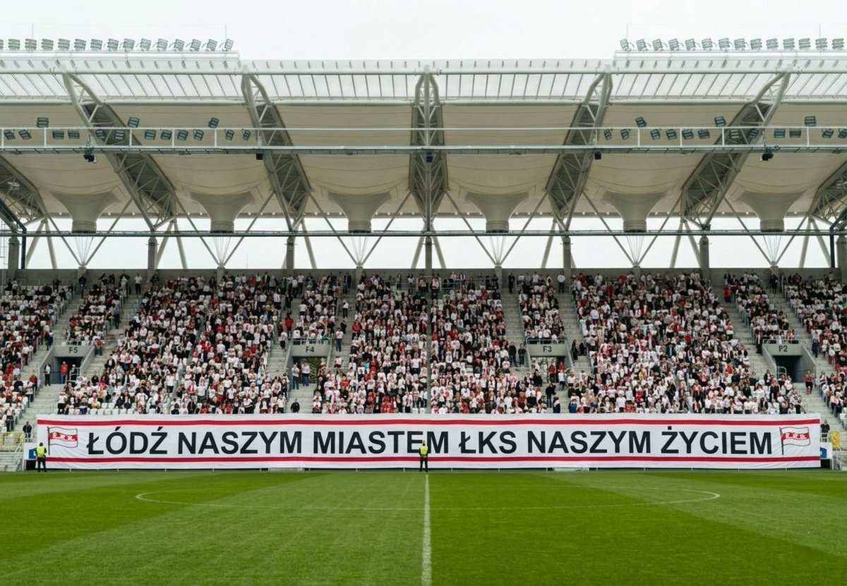 Dobre wyniki i dobre rzeczy wylewające się z klubu odblokowują pokłady marzeń w głowie... Dziś w tym moim ciasnym łbie wylosował się temat upiększania stadionu na mecze. Chciałbym czegoś takiego na prostej co mecz by ten stadion był do granic możliwości BCB!
#zamarzenianiekarzą
