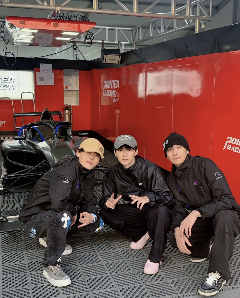 zyiranindofans's tweet photo. 🏎️ #ZhouYiran #ShaYiting #LiuZiqi 
Foto ini diambil beberapa waktu lalu https://t.co/VDEdTQZ4Rr