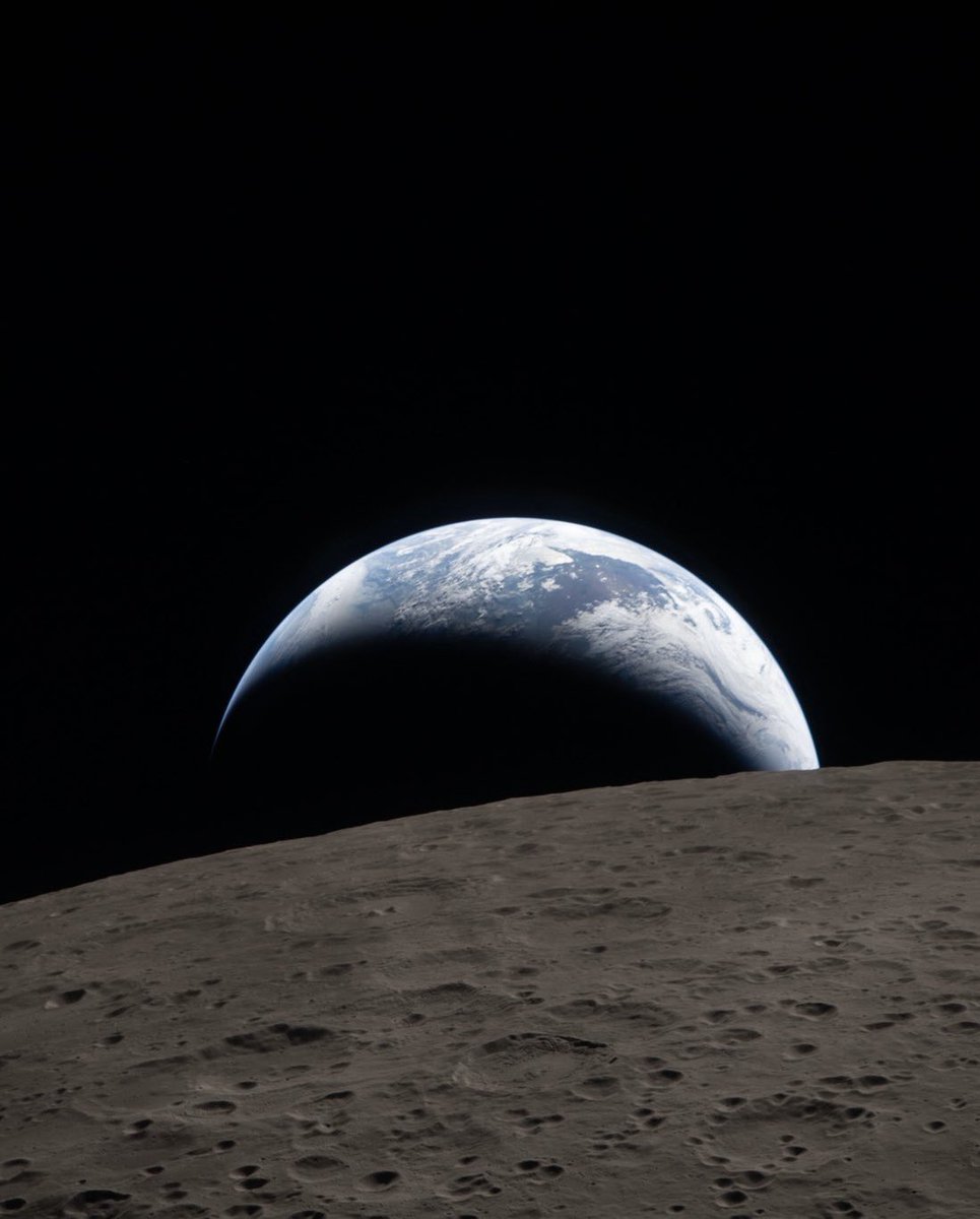 maiz_julio's tweet image. Photos of the Artemis mission and IA #NASA #Orion #Artemis