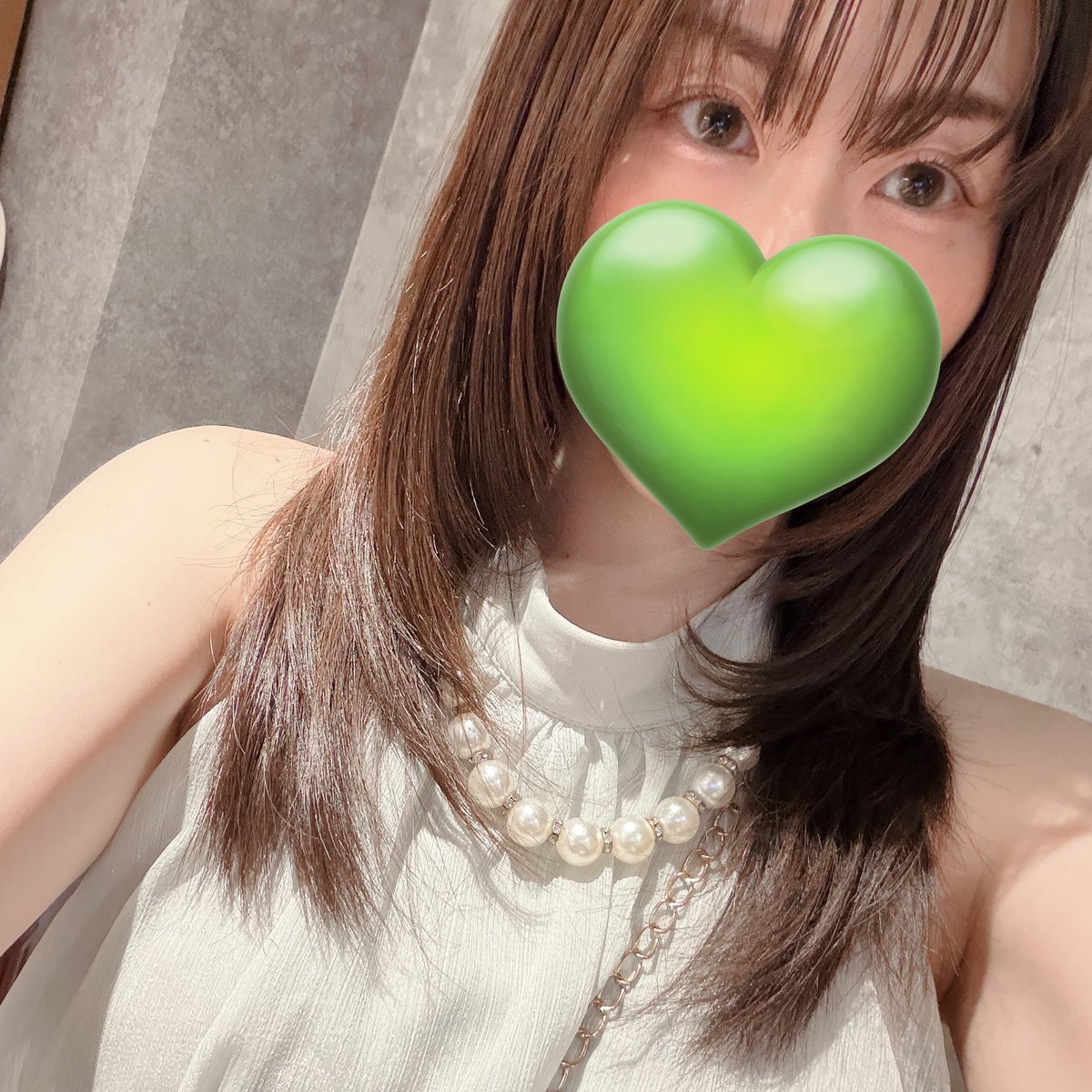 のん tweet media