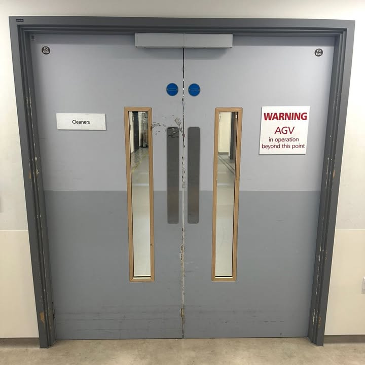 YeomanShield's tweet image. 🔥Before &amp;amp; After🔥

See the transformation of this fire door set with Yeoman Shield’s Fire Rated Door Protection – not just a facelift, but a vital upgrade to compliant, fire-safe standards.

#FireDoorSafety #ComplianceMatters #BeforeAndAfter #FireProtection #BuildingSafety