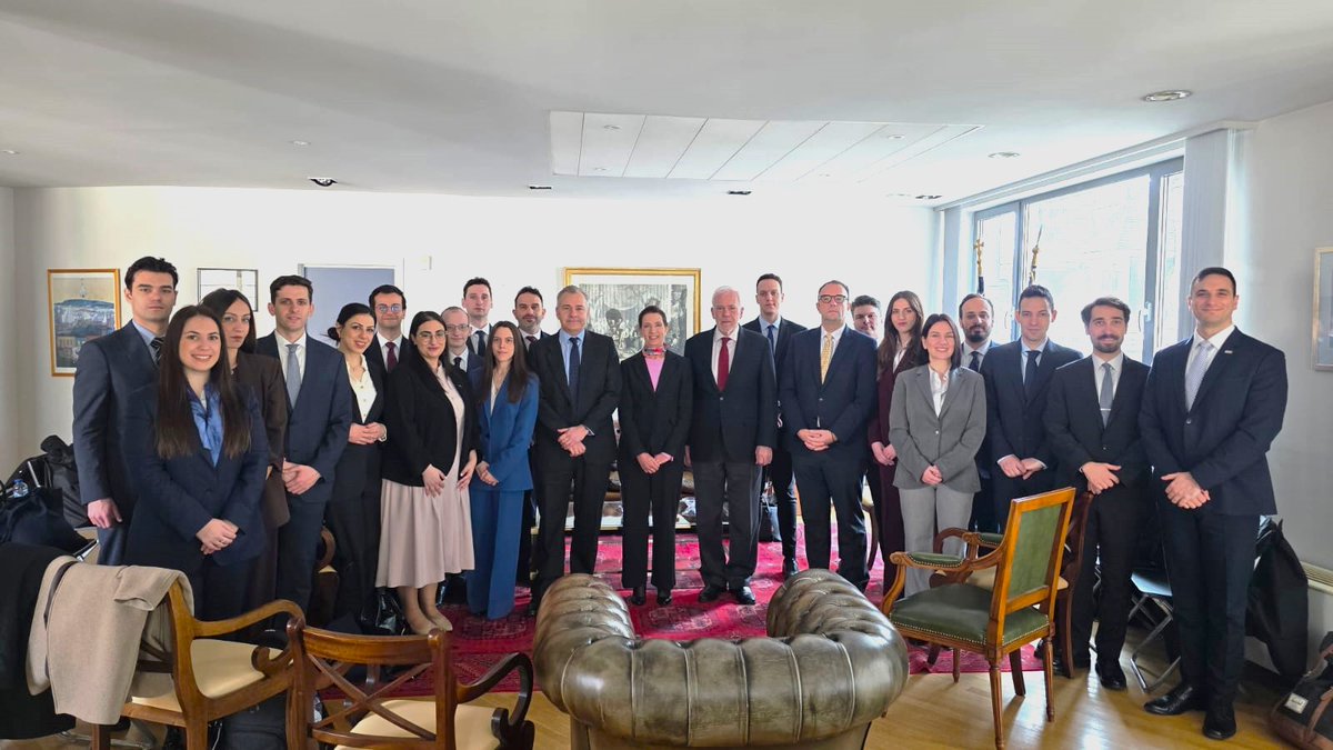 Hellenic Diplomatic Academy tweet media