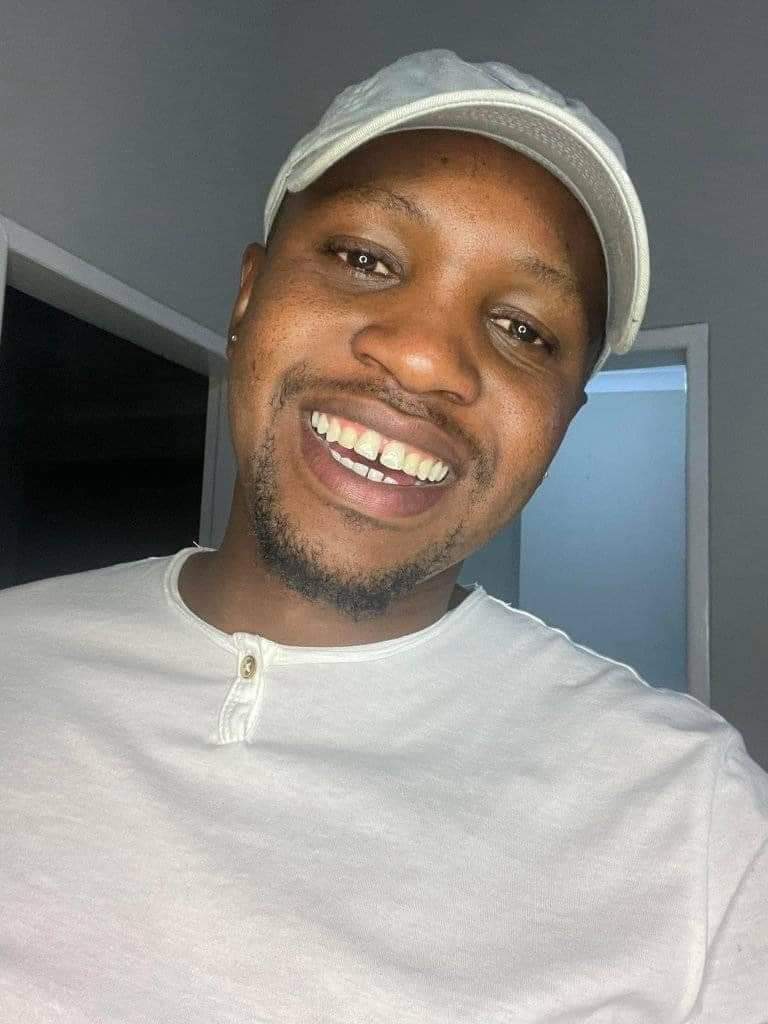 Shiyak'lenga.🇿🇦 tweet media