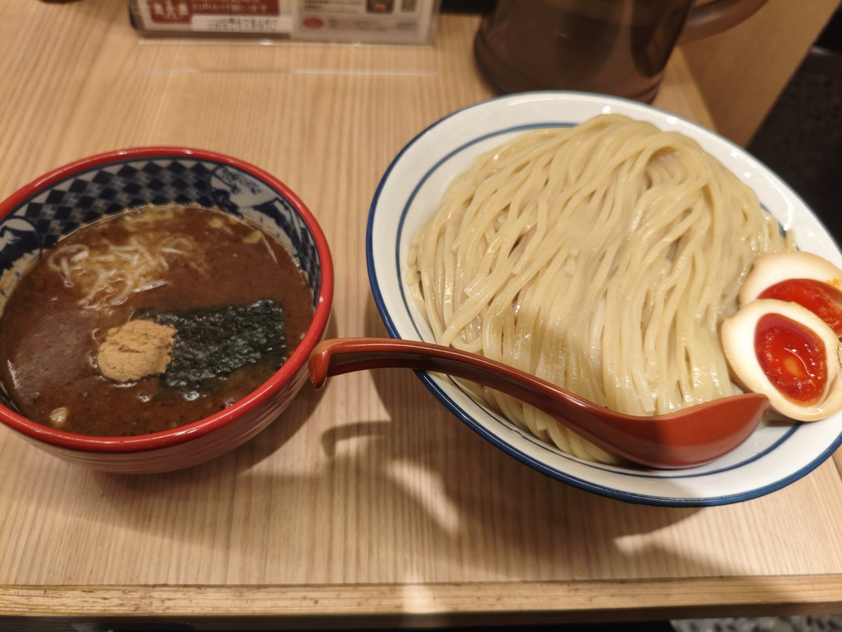 あ た り tweet media