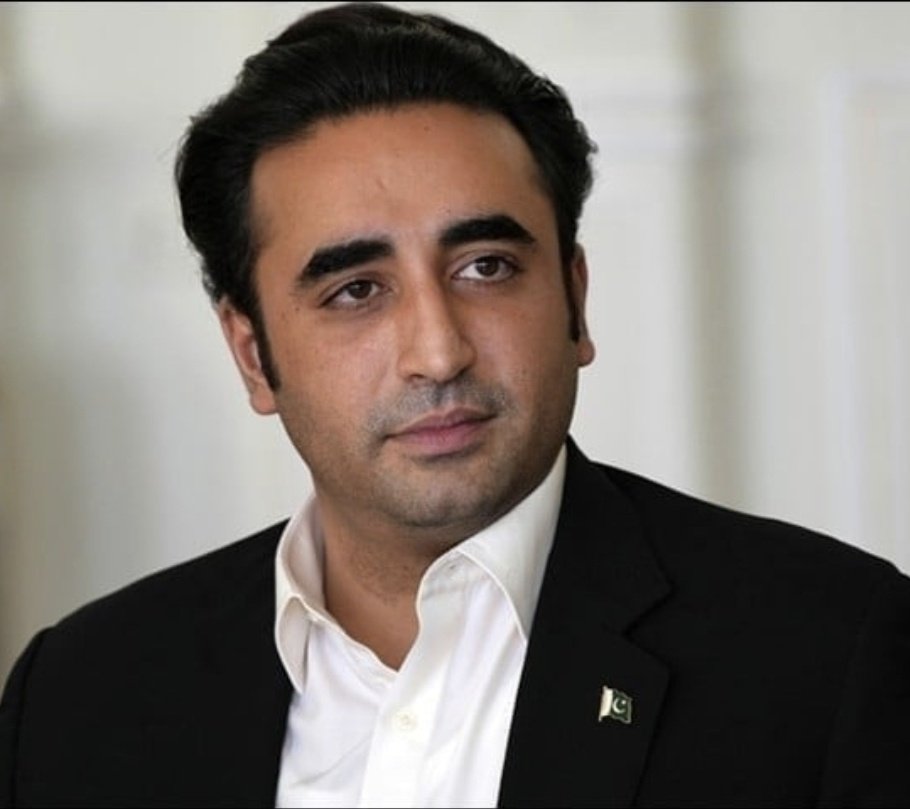 Megh Updates 🚨™ tweet media