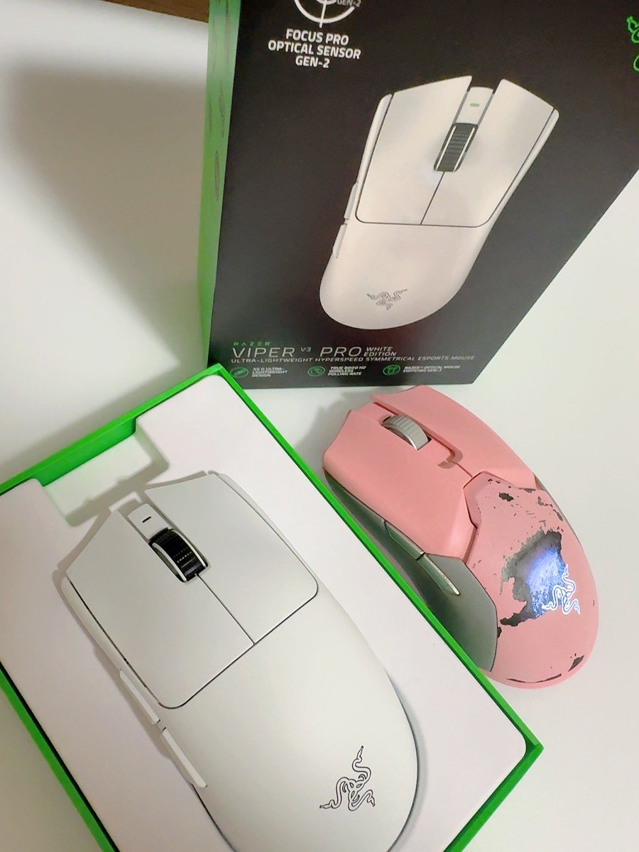 sakura_coc_'s tweet photo. 4年以上使ったぼろぼろマウスとついにさようなら🥺
マウスホイールいかれてたけど今までありがとう https://t.co/5DWBCnQ82l
