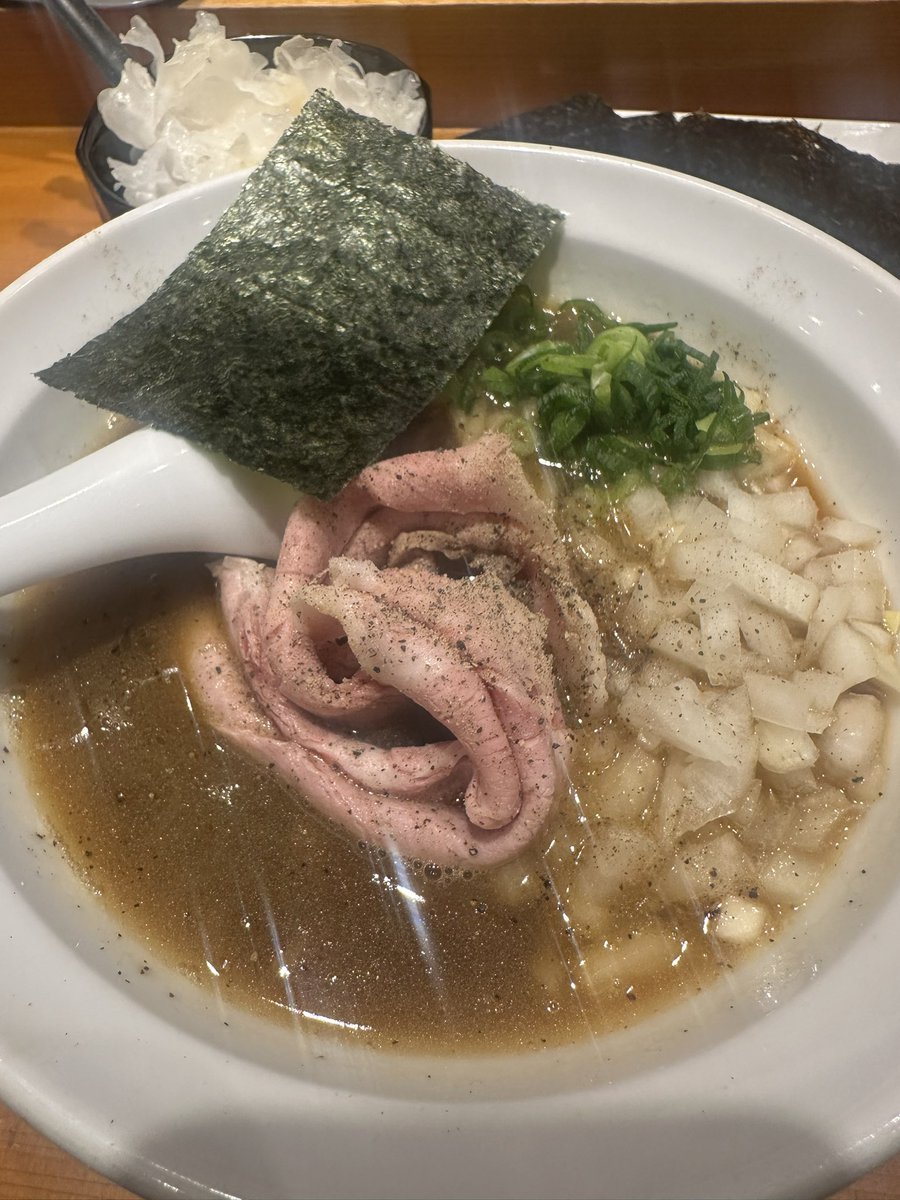 かいりんご tweet media