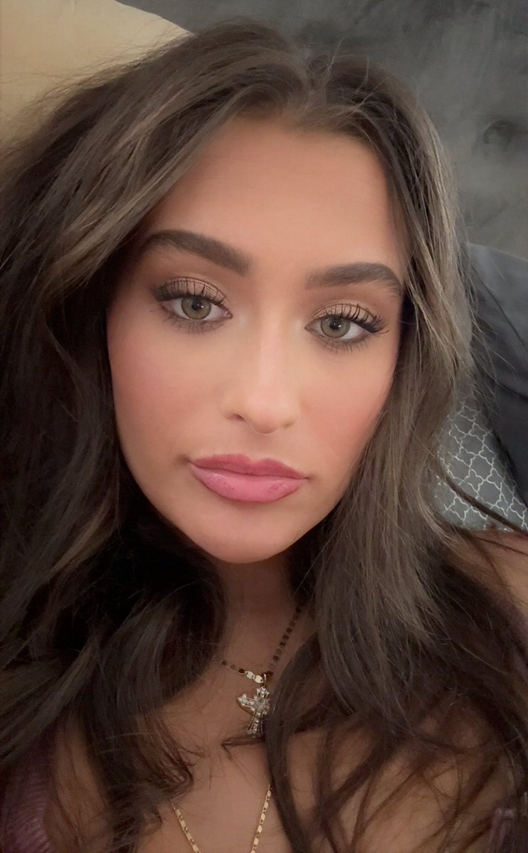 Lauren Maxwell tweet media