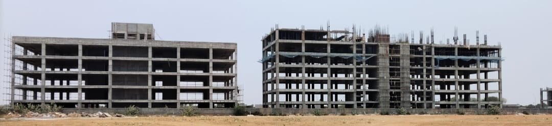 Updatestrichy2's tweet image. 🏗️ 🚧 Update of Morais Int Biz Park Tower A &amp;amp; B build up Space over 3L Sqft can accommodate 3500+ seats 

♦️Tower A - B+S+4 F 
♦️Tower B - 3B+S+7F 
♦️Substation
♦️Cafeteria Blocks 
♦️MIB Total Project Size - 1 Million sqft

#Trichy #IT #ITES #BFSI #Officespace