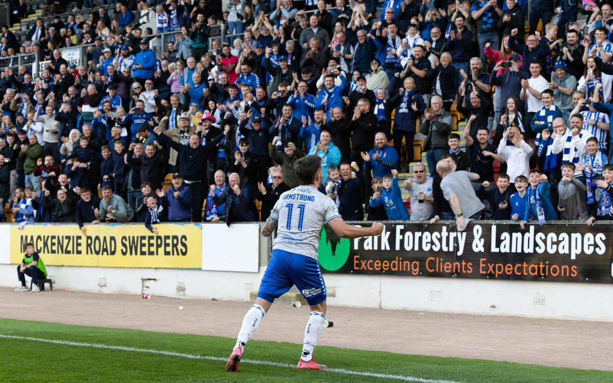 Martin Wall tweet media