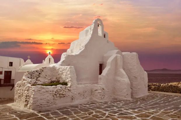 Greek Boston tweet media