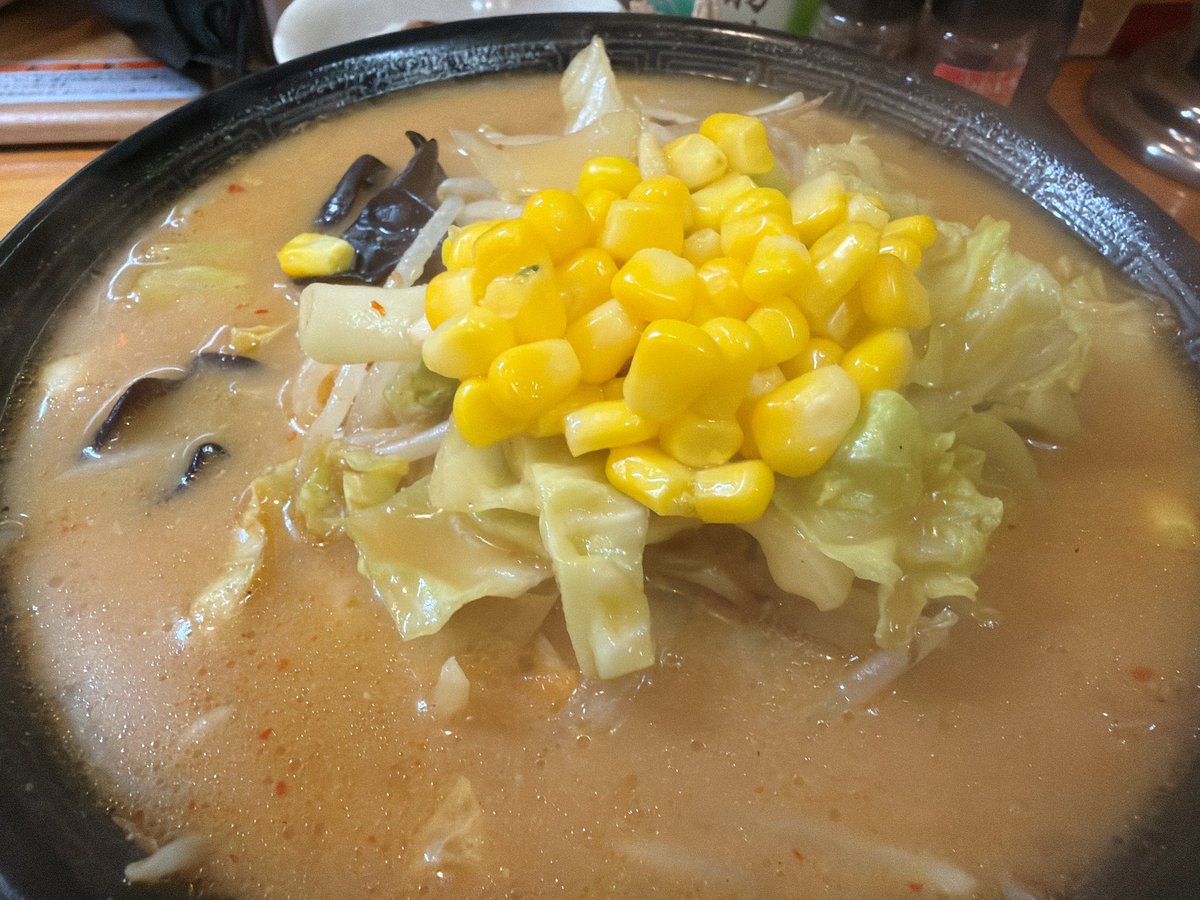 キティ tweet media