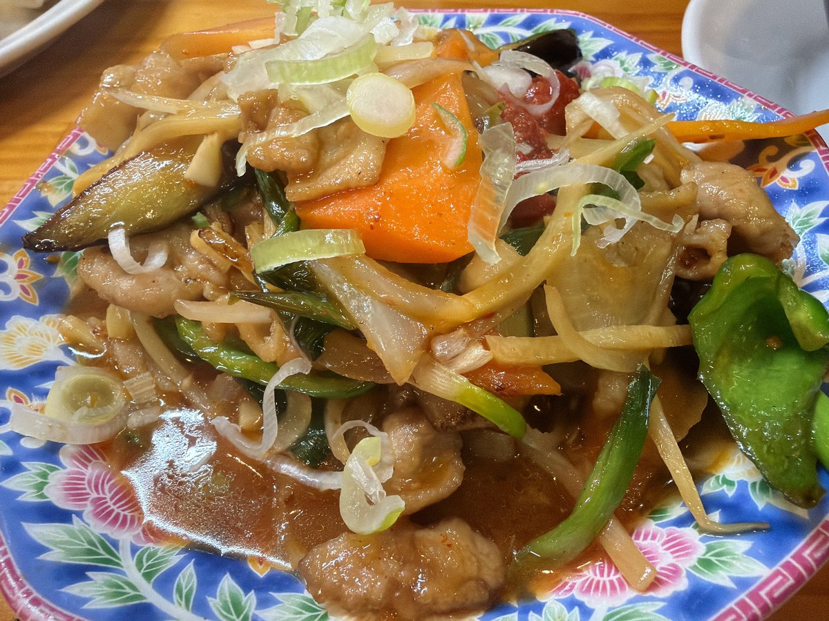 キティ tweet media