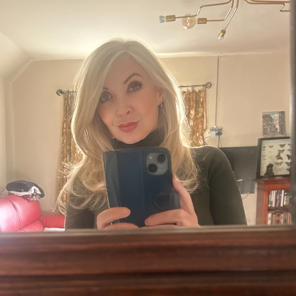 Chocolate Teapot tweet media