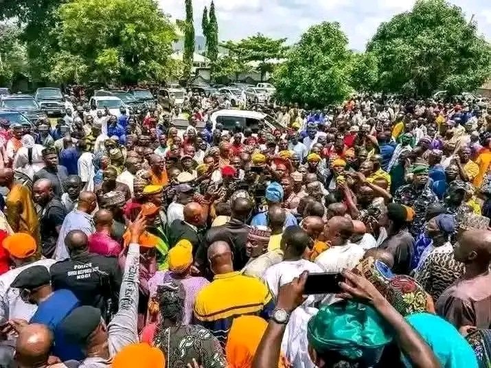 ADCVanguard_'s tweet image. BREAKING: Opposition leaders participate in ongoing Save Democracy protests in Abuja.  #SaveDemocracy